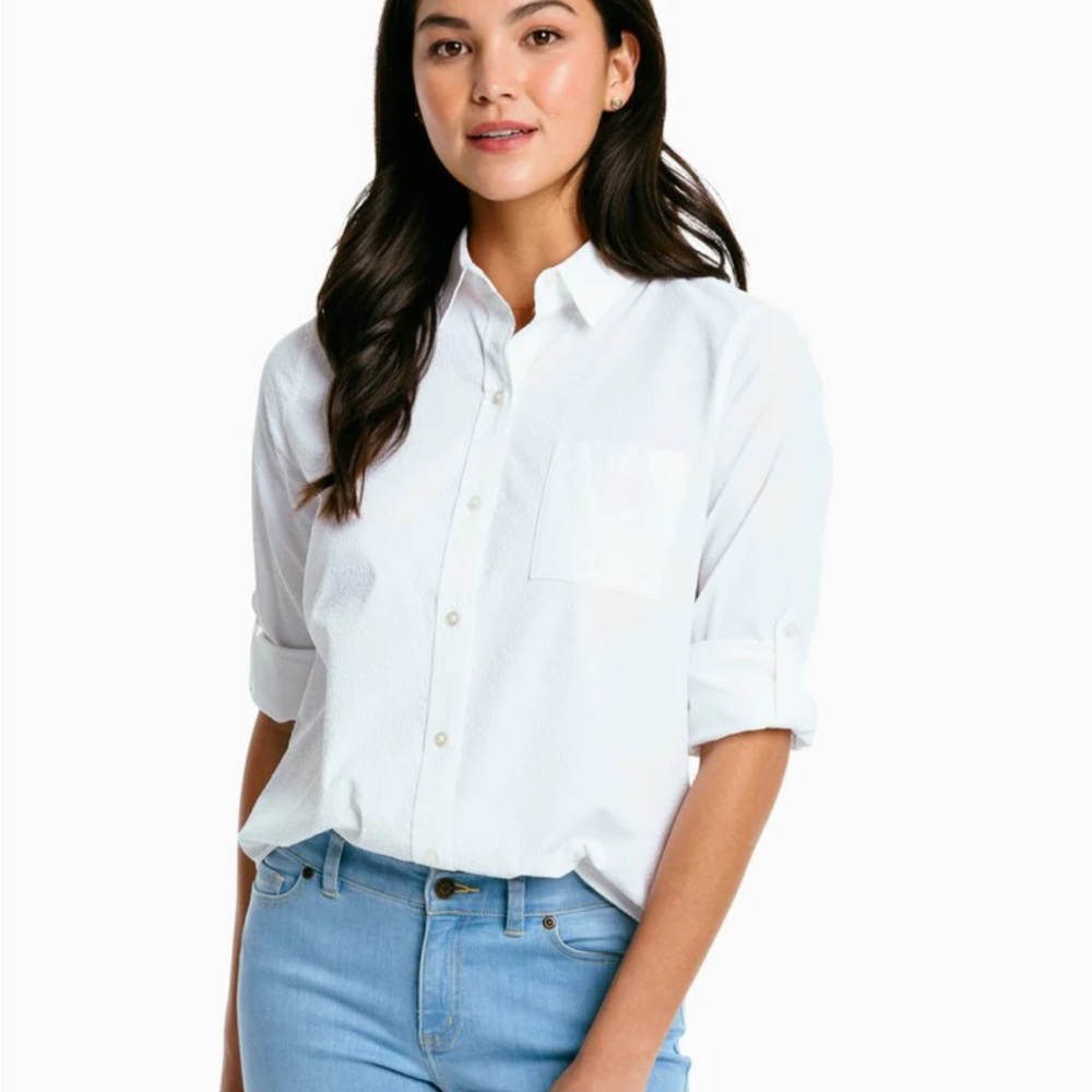 NWT Southern Tide. Women’s Performance Seersucker Sportshirt. White. UPF50+